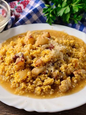 Пшоно зі шкварками