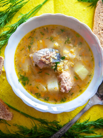 Суп із скумбрії та пшоном