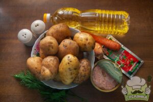 для приготування тушкованої картоплі з тушонкою мені потрібні такі продукти