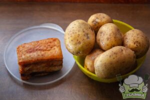 для приготування картоплі з салом у фользі мені потрібні такі інгредієнти